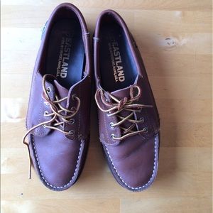 Vintage leather eastland boat shoes. Loafers