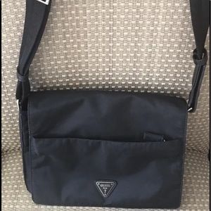 GUESS Cross Body Purse