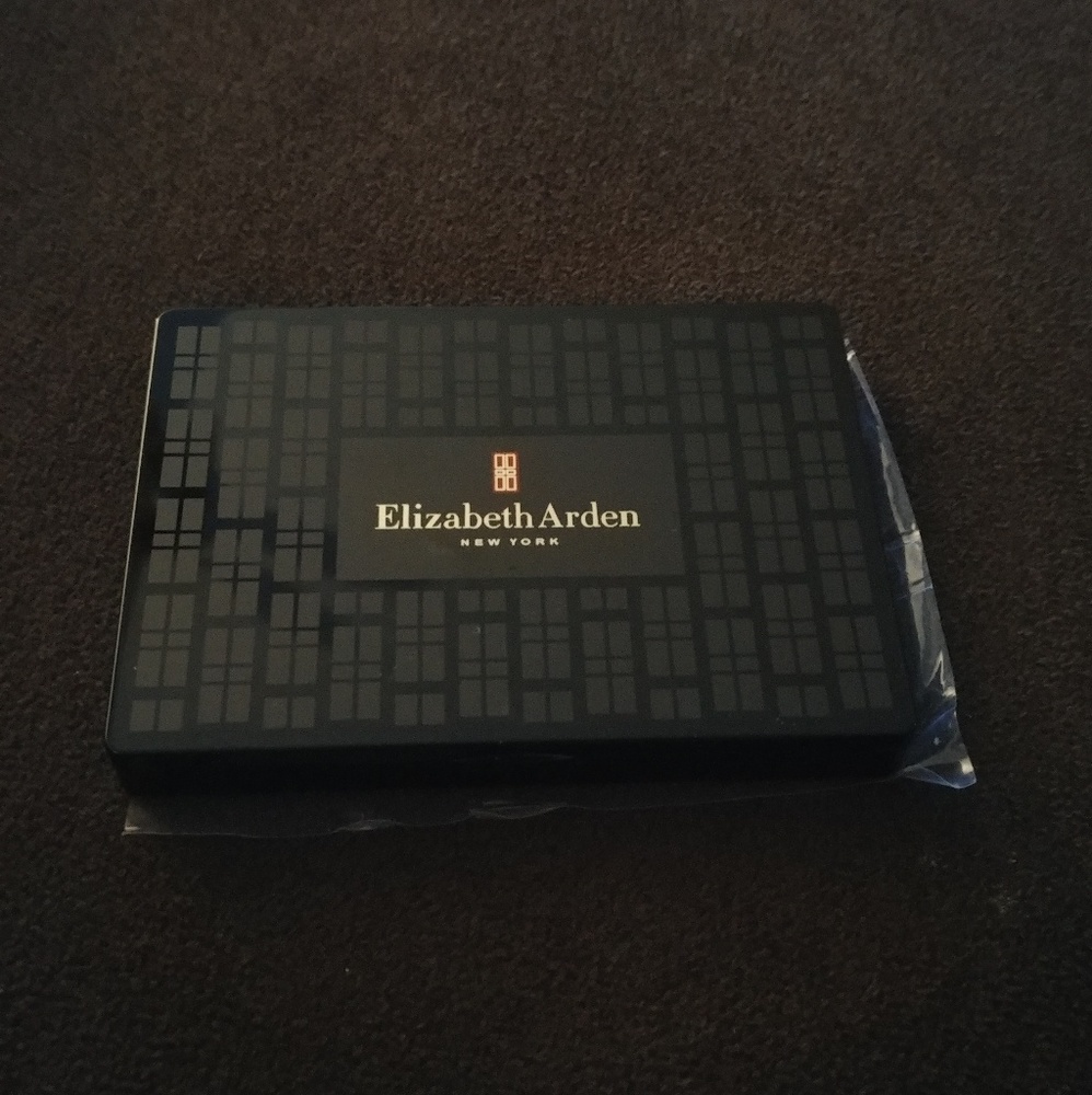 Sale! 🆕Elizabeth Arden