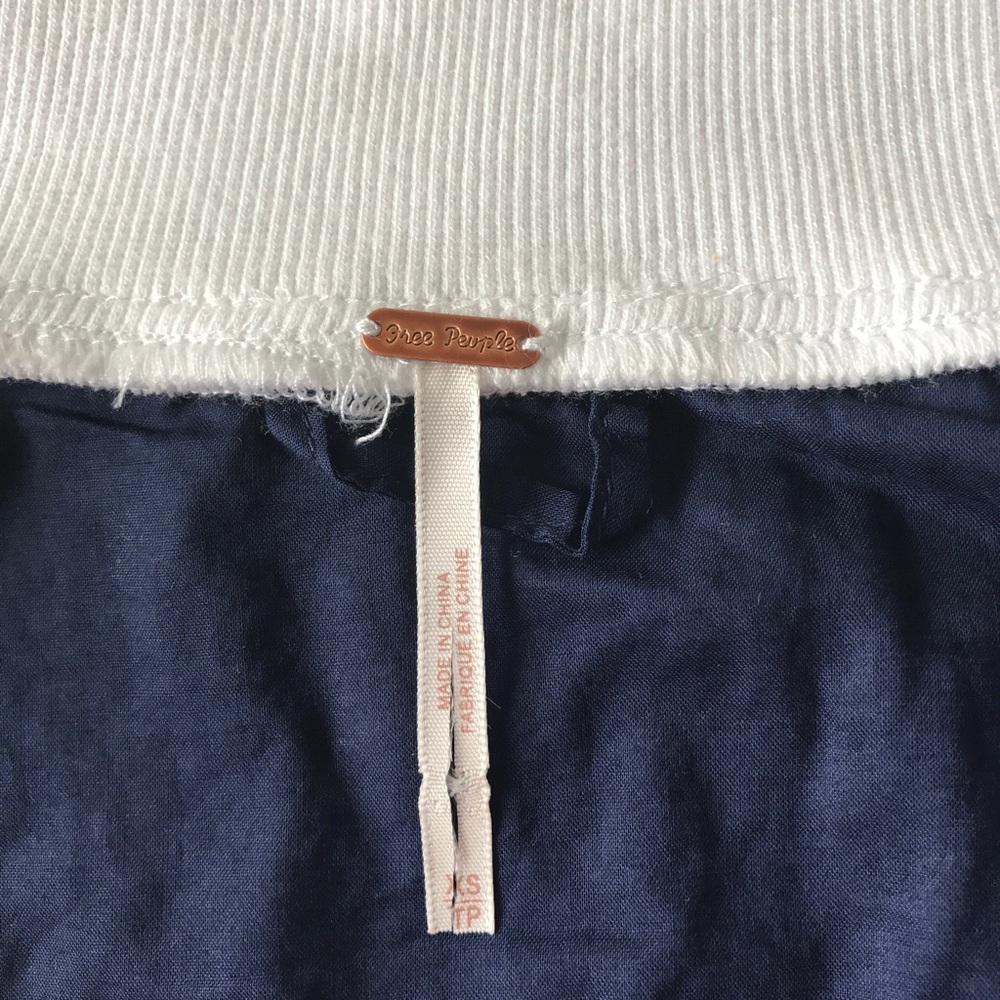 💰SOLD💰NEW Free People Eyelet Track Jacket - Picture 7 of 7