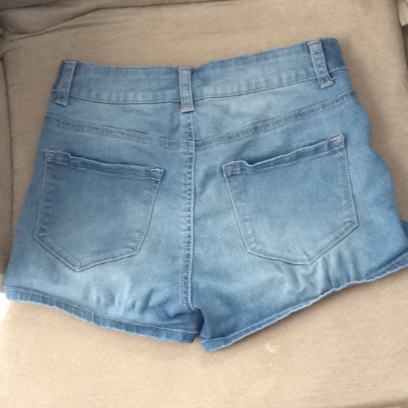 Shorts - **SOLD** - Picture 2 of 2
