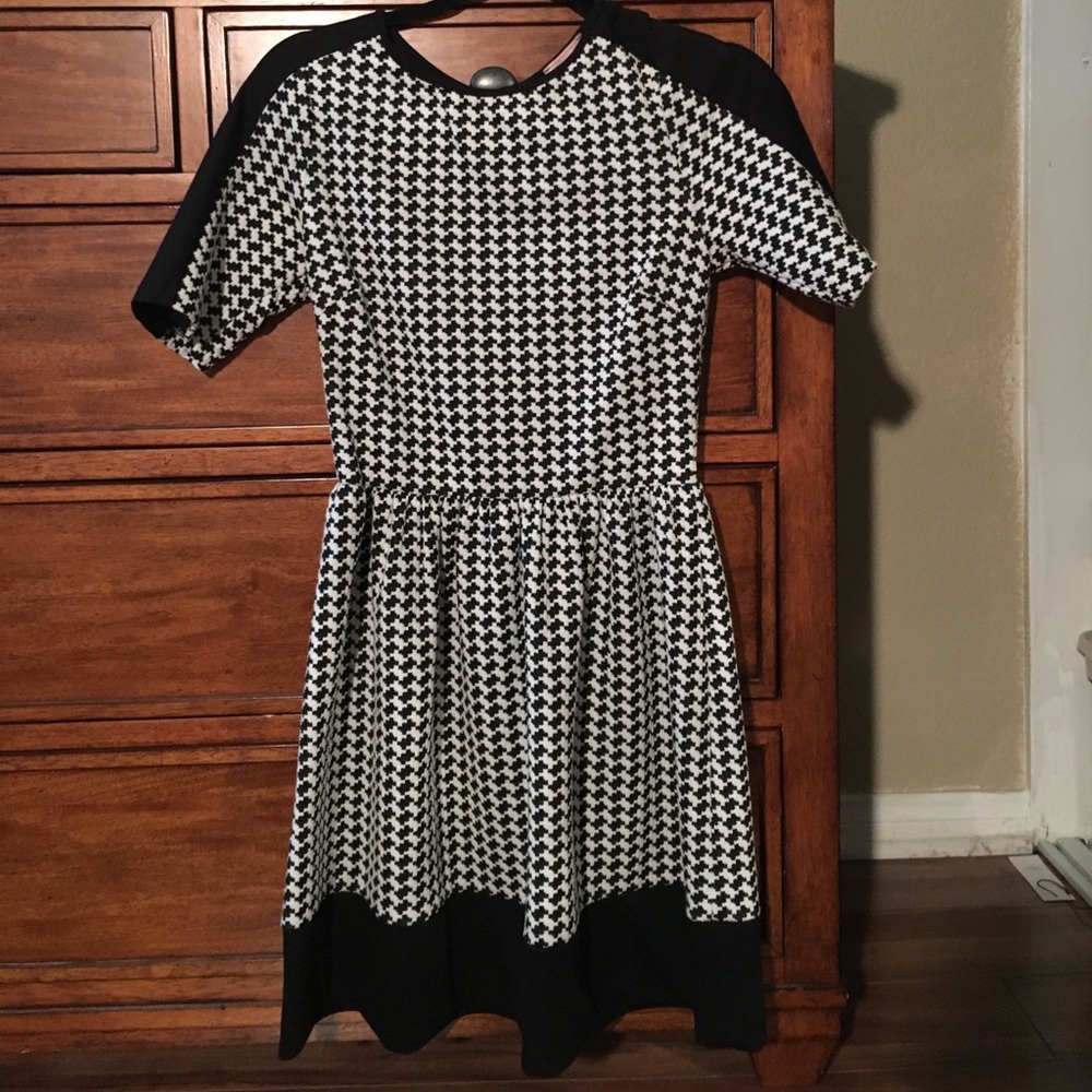 Houndstooth Knee Length Skater Dress