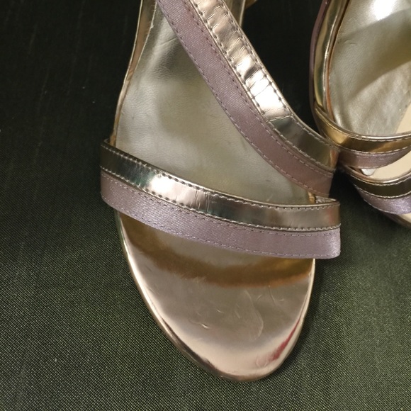 Metallic Gold Heel with Slanted Strap-B1 - Picture 4 of 5