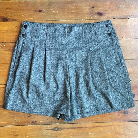 Gray dress shorts - Picture 2 of 4