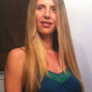 Meet your Posher, Deena