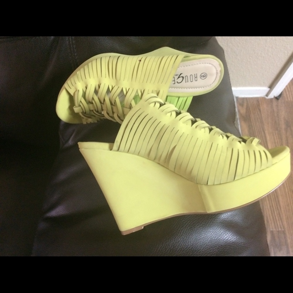 Wedge slip on shoes