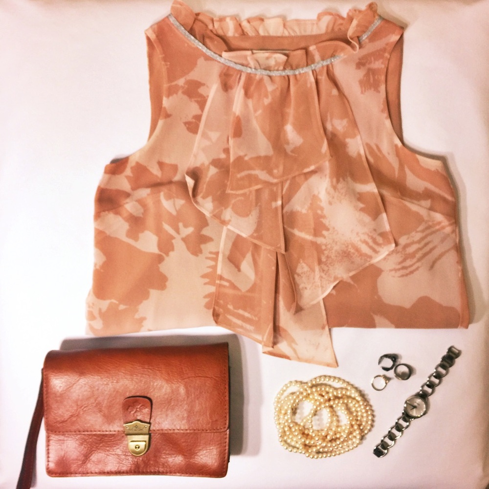 NWOT | ❌⭕️❌⭕️| Loft Printed Ruffle Blouse