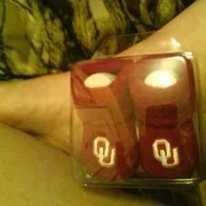Ou  socks