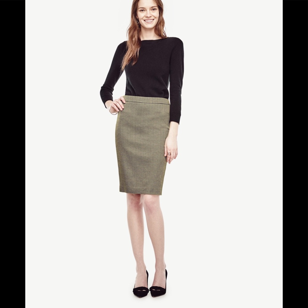 Ann Taylor shimmer jacquard Pencil skirt