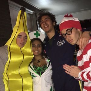 Meet your Posher, Andres