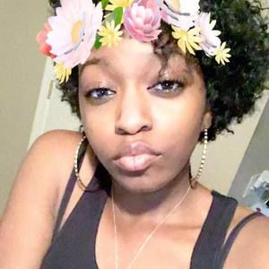 Meet your Posher, Kendra