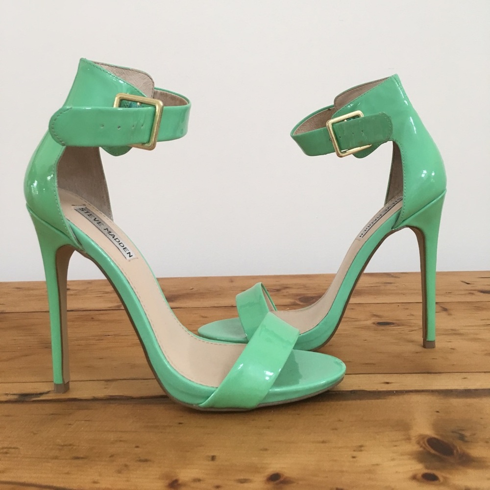Green Steve Madden heels