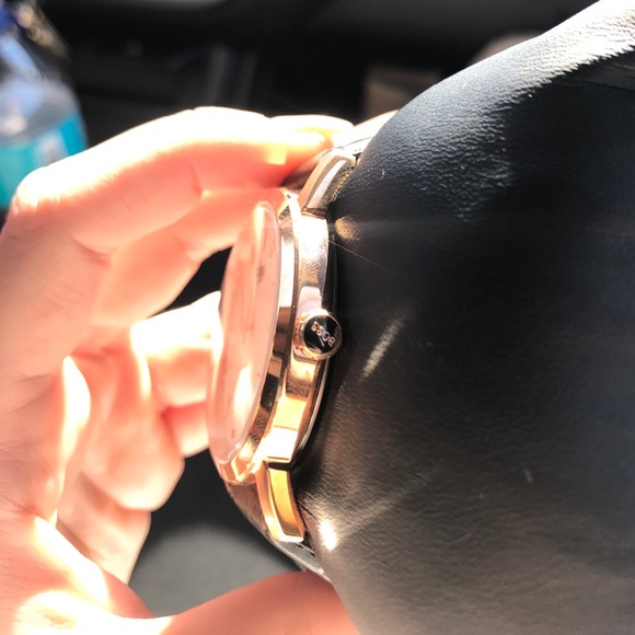 Rose Gold and Black Hugo Boss watch - Picture 4 of 5