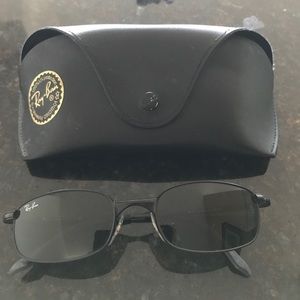 Ray-Ban RB3162 Sleek Black Frame w/Smoke Grey Lens