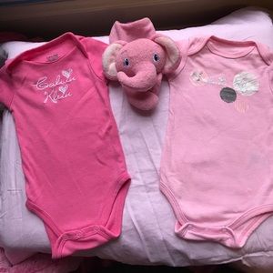 Set of onesie.