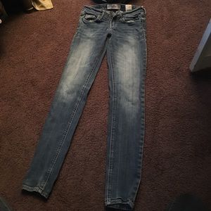 Hollister lightly washed skinny jeans