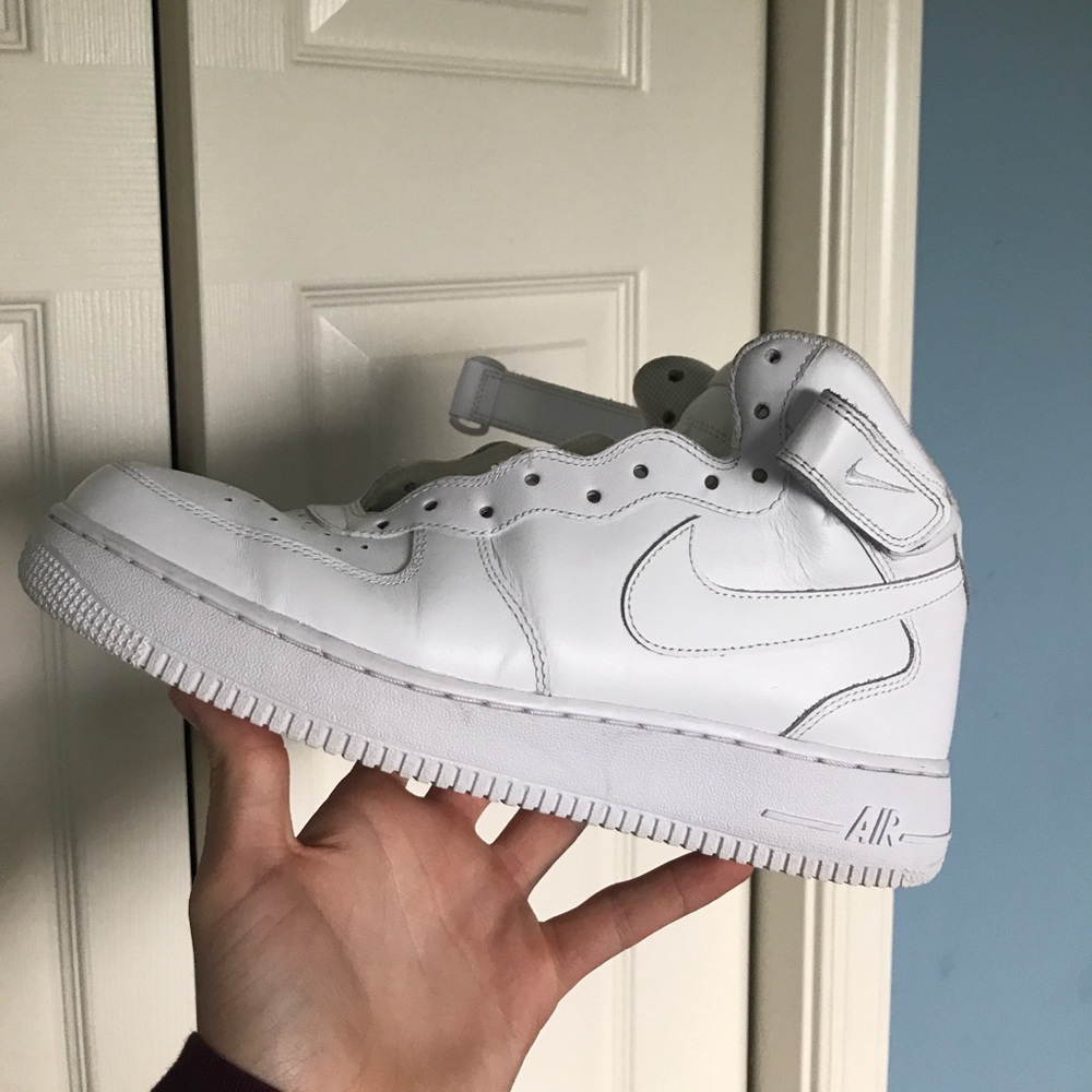 Nike Air Force 1's Mid