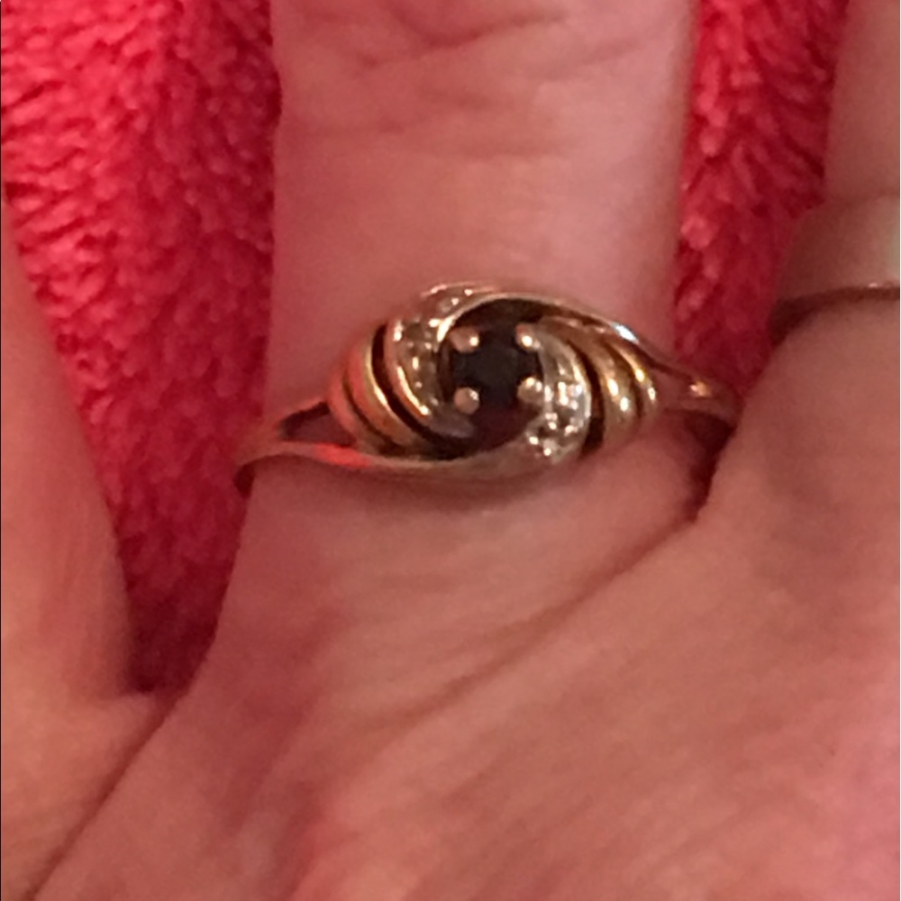 10kt YG Small sapphire and diamond ring.