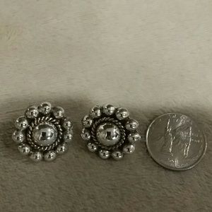 Vintage Signed Sterling Mexico Flower Earrings Vintage Signed Sterling Mexico Flower Earrings