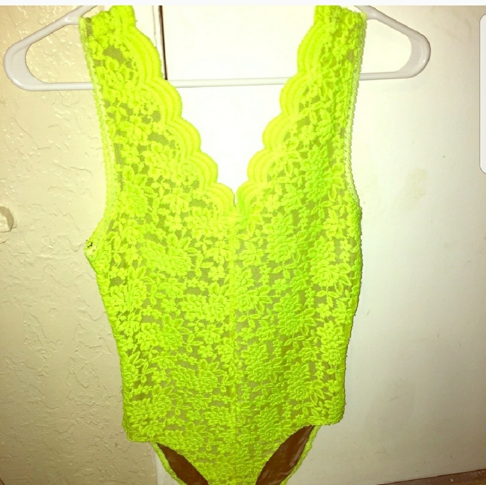 BEBE neon yellow green bodysuit