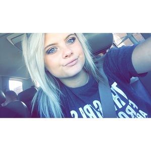 Meet your Posher, Kimberly