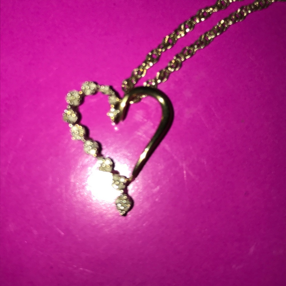 10k gold engraved diamond necklace