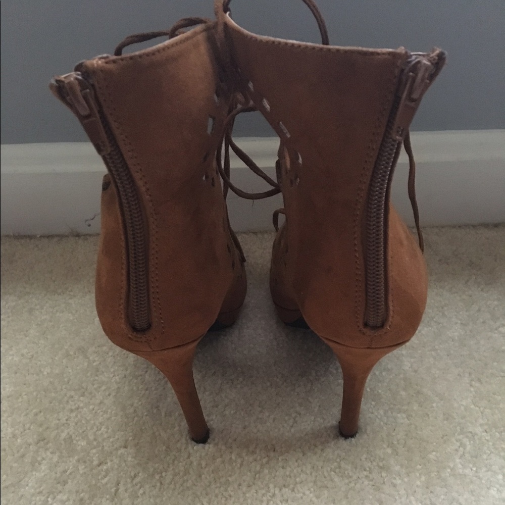 Open toe heels - Picture 2 of 5