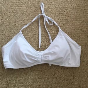 NWOT size M Victoria's Secret Bikini top