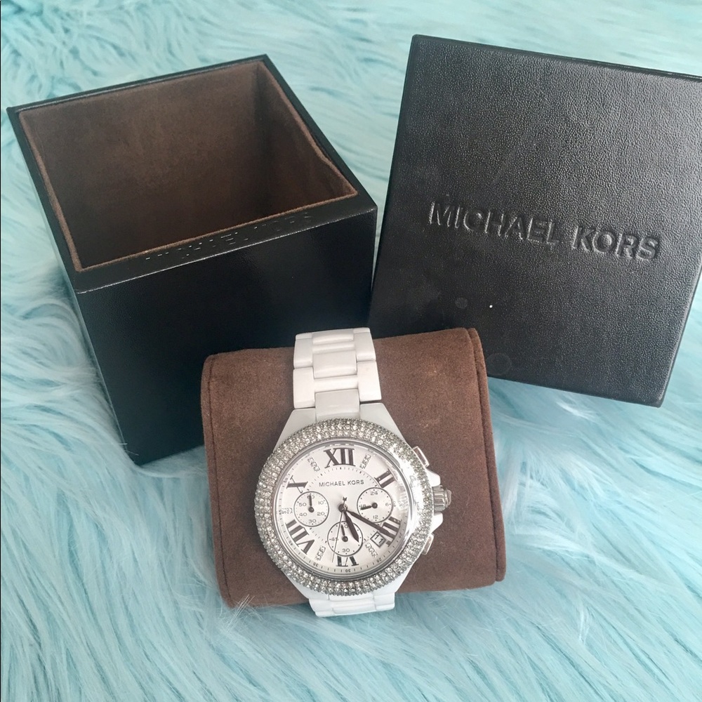 💯% authentic Michael Kors watch