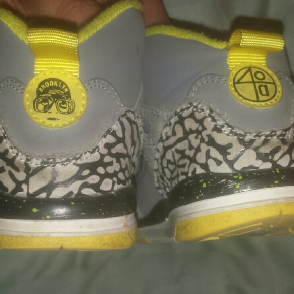Nike Jordan Spizikes - Picture 2 of 3