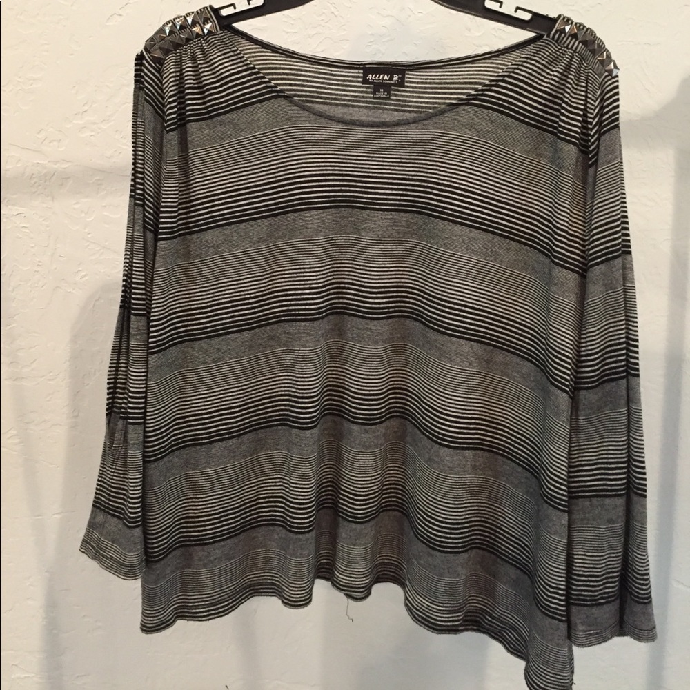 Cold shoulder cotton blouse