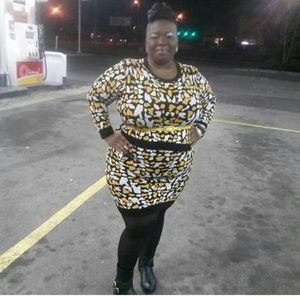 Meet your Posher, Zakiya