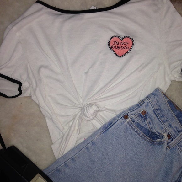 I'm not your doll embroidered shirt - Picture 3 of 4