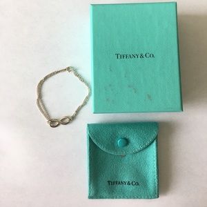 Tiffany & Co. NEW infinity bracelet, Sterling