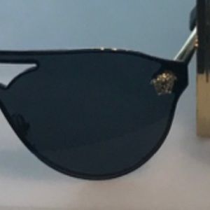 Meet your Posher, Diamond