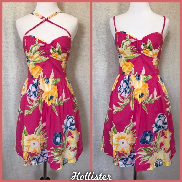 Hollister Dresses & Skirts - Convertible Hollister Dress