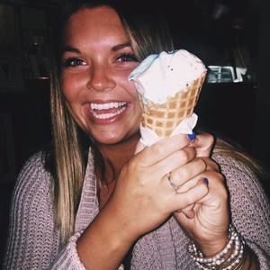 Meet your Posher, Mara