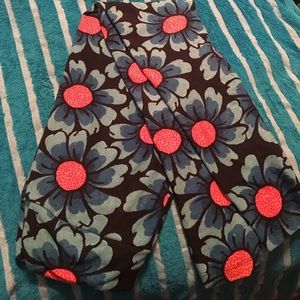 Lularoe OS leggings