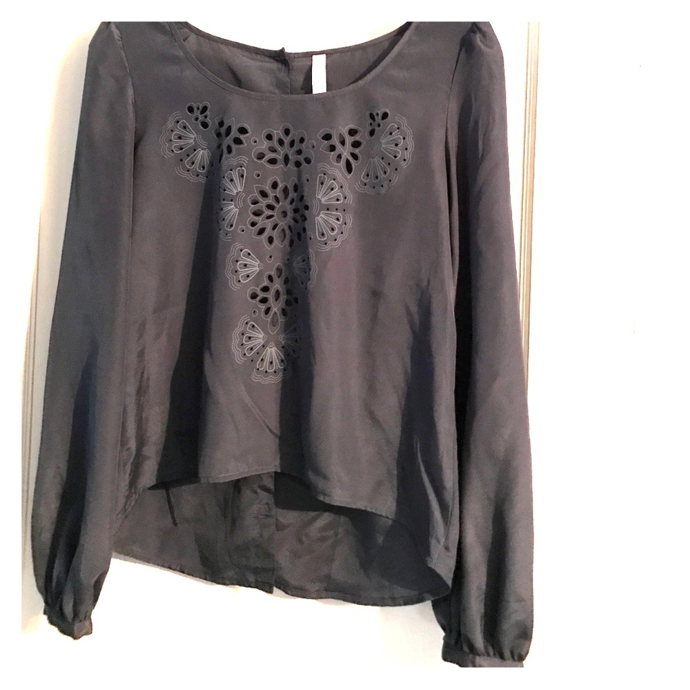 Gray long sleeve blouse