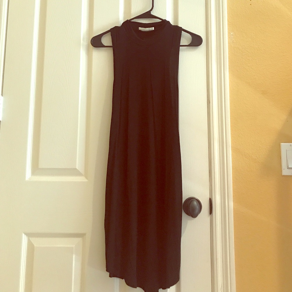 black cotton dress