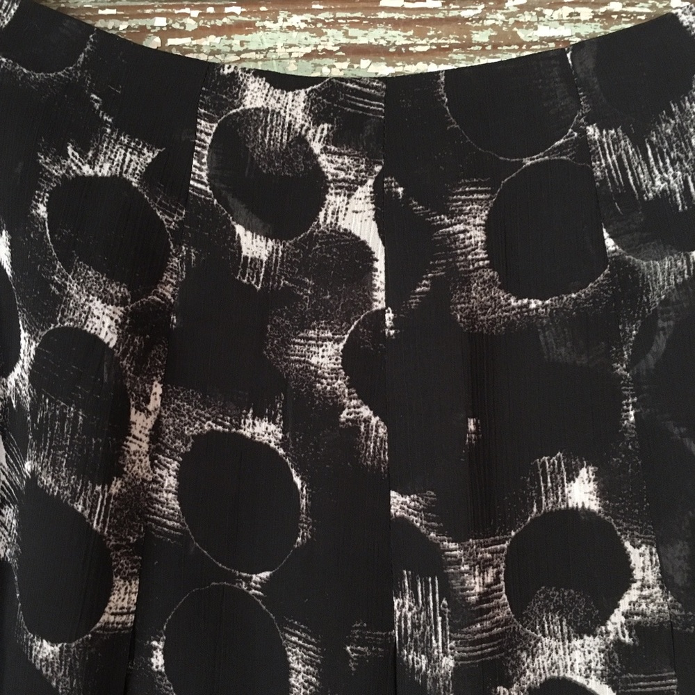 Silk pleated skirt by Isda & Co. - Picture 2 of 4