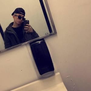 Meet your Posher, Sebastian