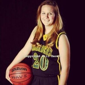 Meet your Posher, Olivia