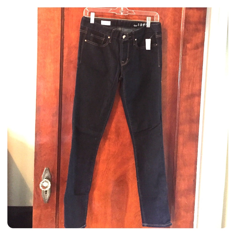 Skinny blue jeans