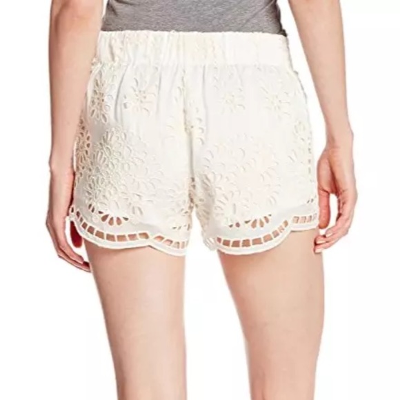 DOLCE VITA Eyelet Shorts Intricate Lace Gauze Mini - Picture 2 of 7