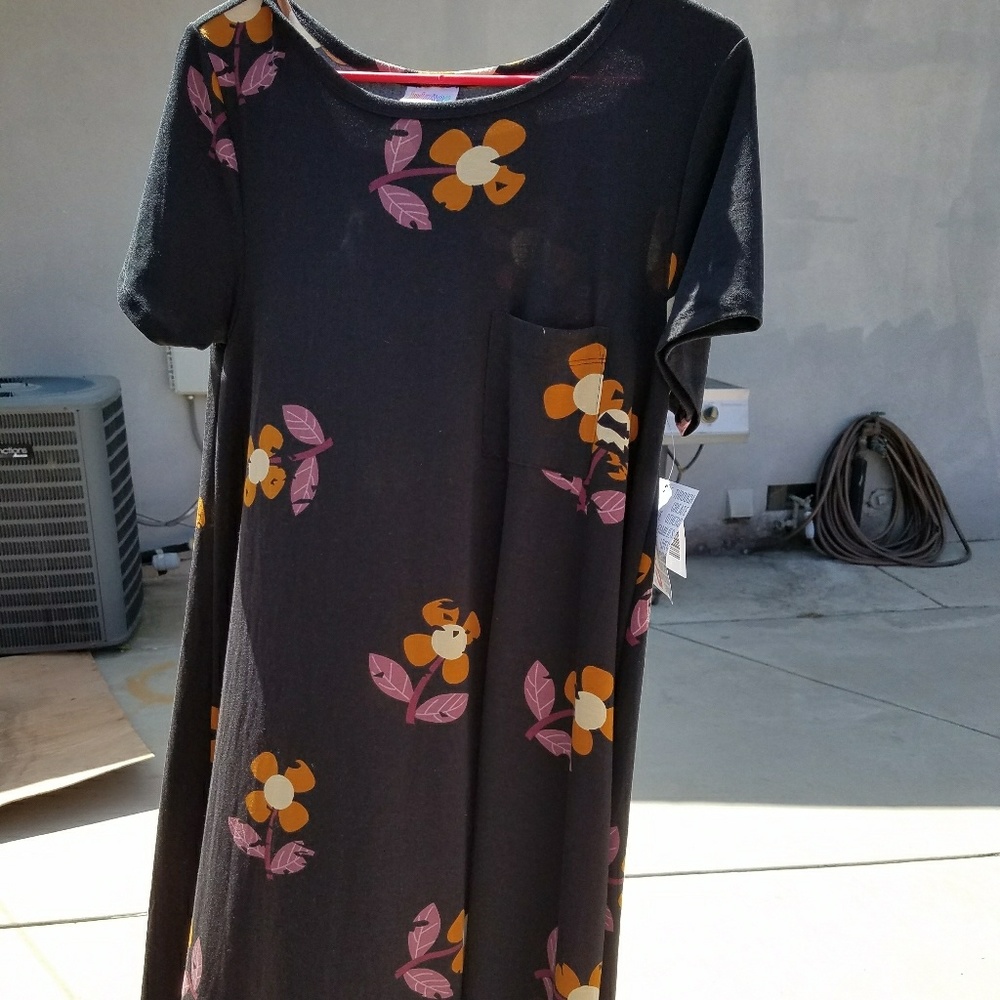 Lularoe Floral Carly