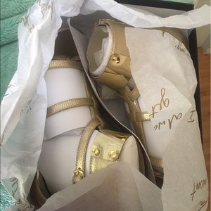 bebe Shoes - Gold Bebe Sandals bebe Shoes - Gold Bebe Sandals