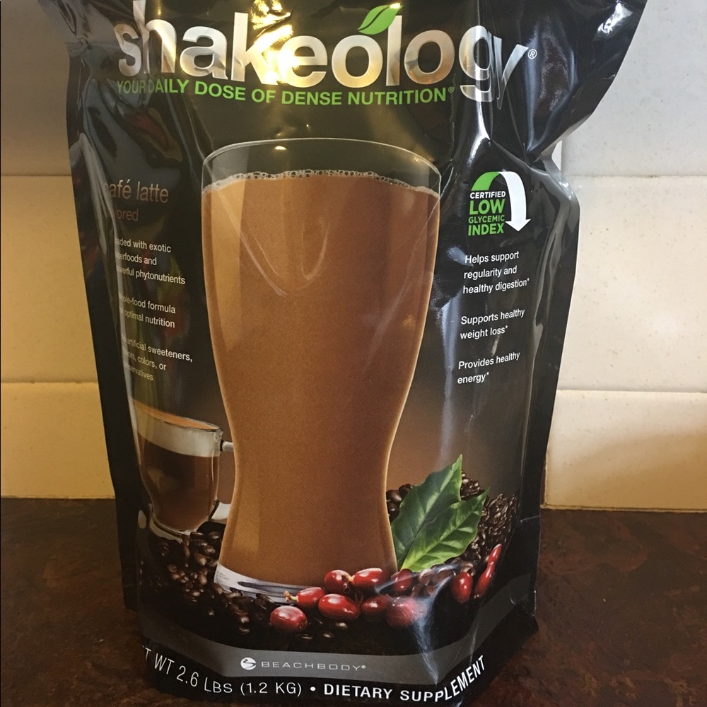 Shakeology Cafe Latte 30 day brand new!