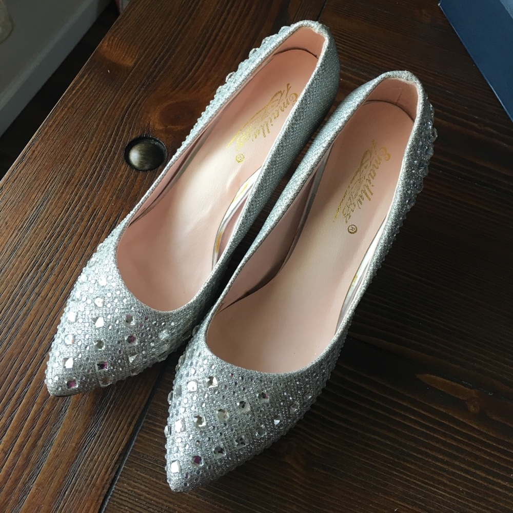 Cinderella's Shoe 【Size：7-7M】