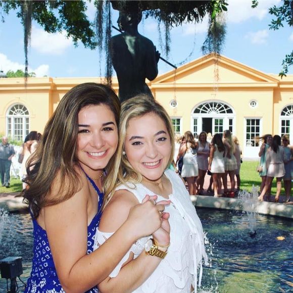 Meet your Posher, Katherine - Picture 1 of 1